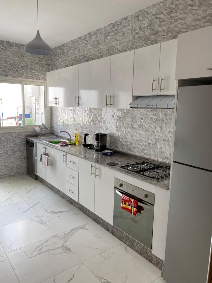 Lovely 4-Bedroom Condo With Pool Rabat Ngoại thất bức ảnh