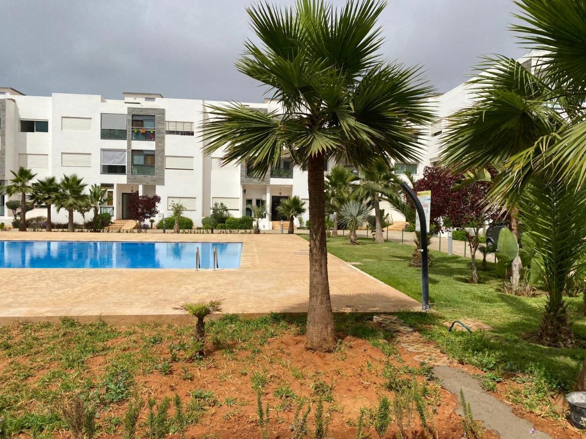 Lovely 4-Bedroom Condo With Pool Rabat Ngoại thất bức ảnh